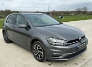 Volkswagen Golf 1.0 TSI