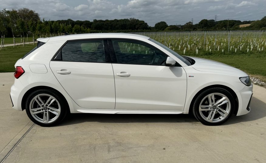 Audi A1 1.0 TFSI 30 S line Sportback Euro 6 (s/s) 5dr