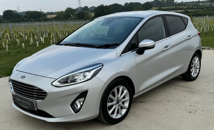 Ford Fiesta 1.0T EcoBoost Titanium Auto Euro 6 (s/s) 5dr