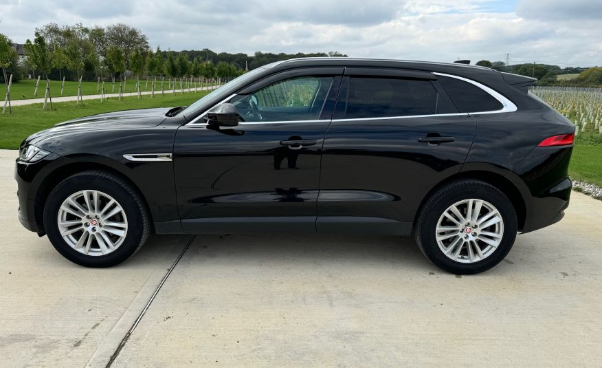 Jaguar F-pace 2.0 D180 Portfolio Auto Euro 6 (s/s) 5dr