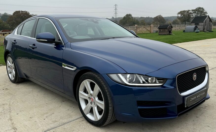 Jaguar XE 2.0d Portfolio Auto Euro 6 (s/s) 4dr