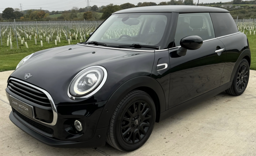 MINI Hatch 1.5 Cooper Classic Steptronic Euro 6 (s/s) 3dr