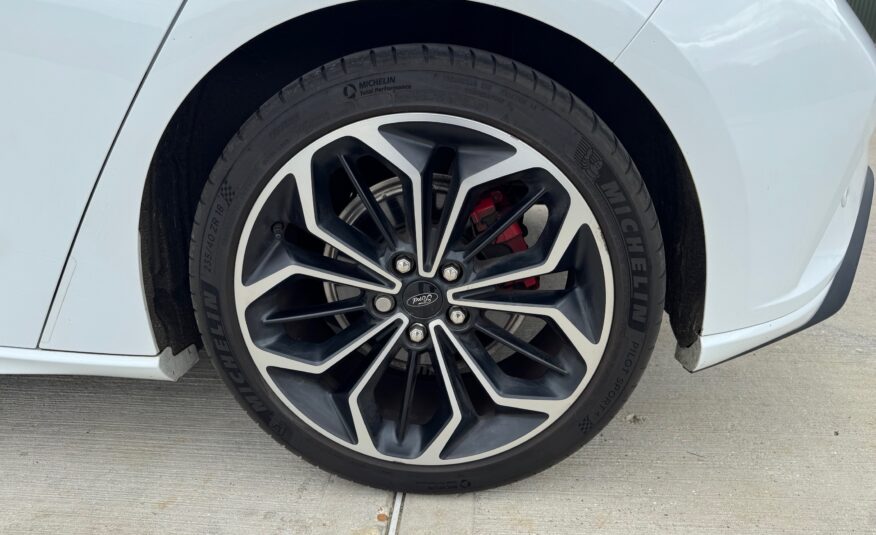 Ford Focus 1.0T EcoBoost ST-Line X Euro 6 (s/s) 5dr