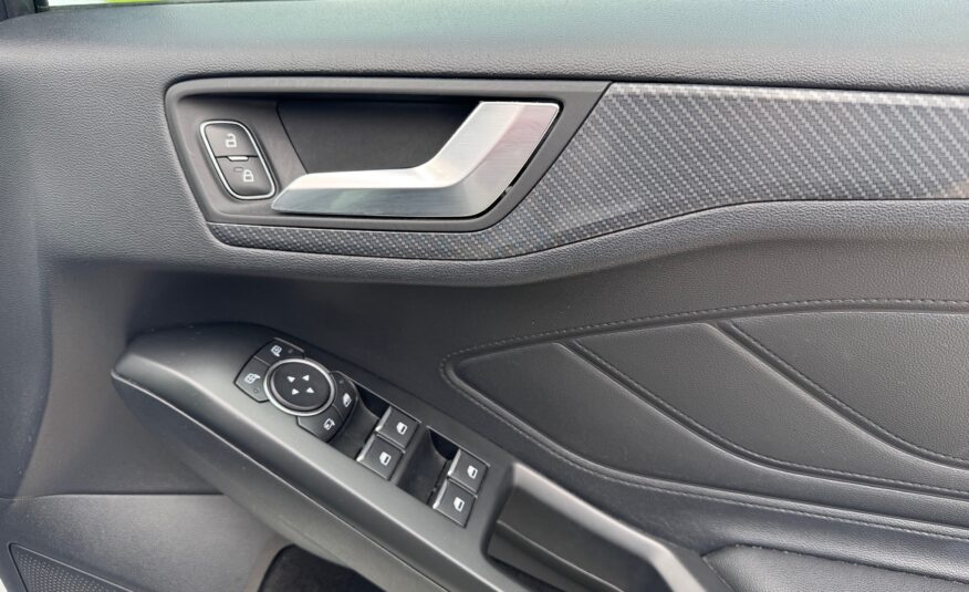 Ford Focus 1.0T EcoBoost ST-Line X Euro 6 (s/s) 5dr