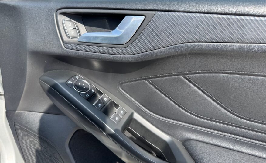 Ford Focus 1.0T EcoBoost ST-Line X Auto Euro 6 (s/s) 5dr