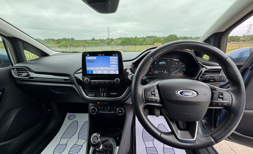 Ford Fiesta 1.0T EcoBoost Titanium Euro 6 (s/s) 5dr