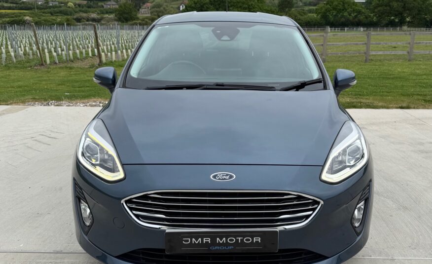 Ford Fiesta 1.0T EcoBoost Titanium Euro 6 (s/s) 5dr