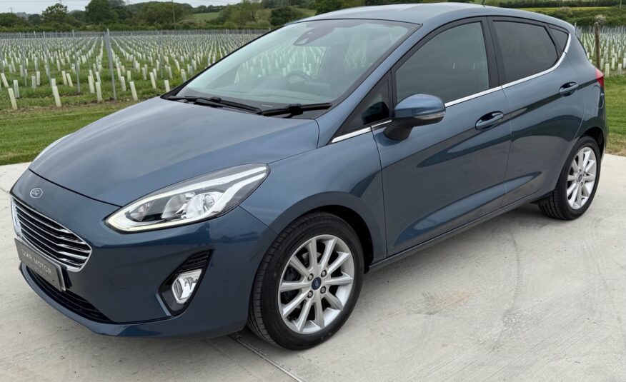 Ford Fiesta 1.0T EcoBoost Titanium Euro 6 (s/s) 5dr
