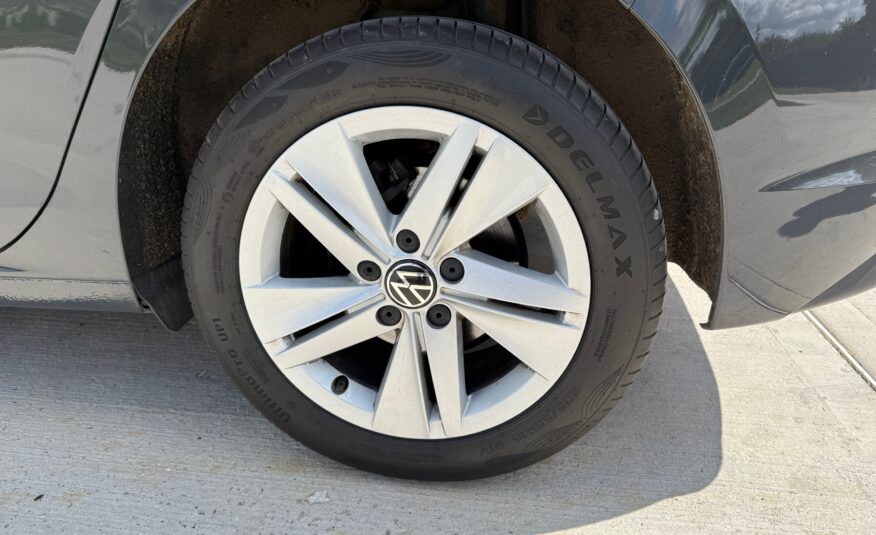 Volkswagen Golf 1.5 TSI Life Euro 6 (s/s) 5dr