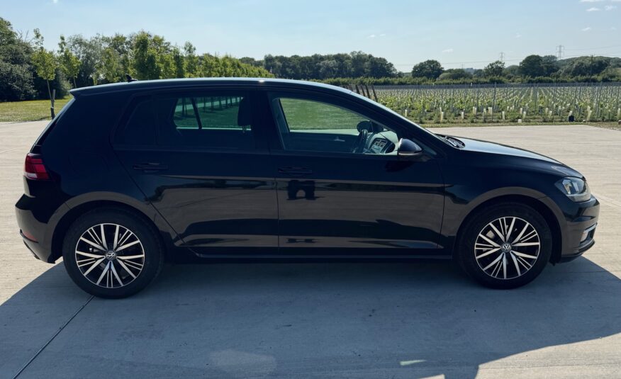 Volkswagen Golf 1.4 TSI BlueMotion Tech SE Nav DSG Euro 6 (s/s) 5dr