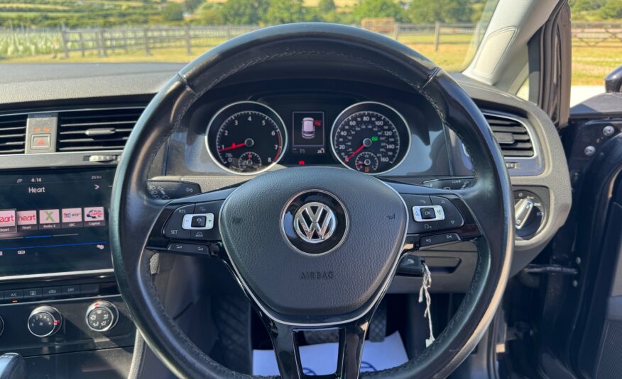Volkswagen Golf 1.4 TSI BlueMotion Tech SE Nav DSG Euro 6 (s/s) 5dr