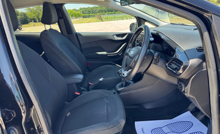 Ford Fiesta 1.0T EcoBoost Titanium Euro 6 (s/s) 5dr