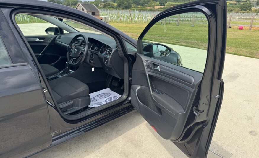 Volkswagen Golf 1.4 TSI SE Nav DSG Euro 6 (s/s) 5dr