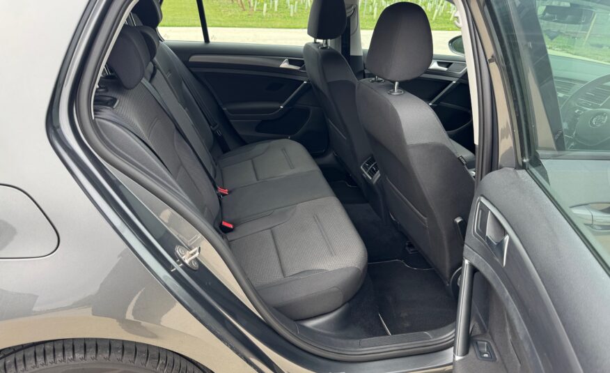 Volkswagen Golf 1.4 TSI BlueMotion Tech SE Nav DSG Euro 6 (s/s) 5dr