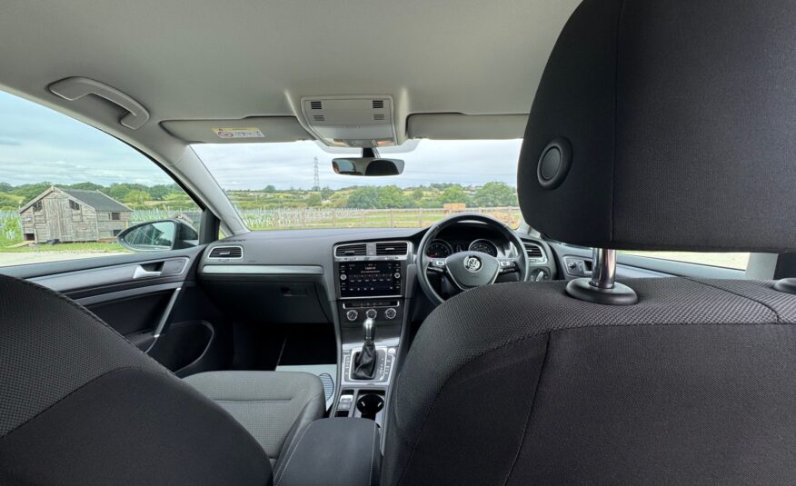 Volkswagen Golf 1.4 TSI BlueMotion Tech SE Nav DSG Euro 6 (s/s) 5dr