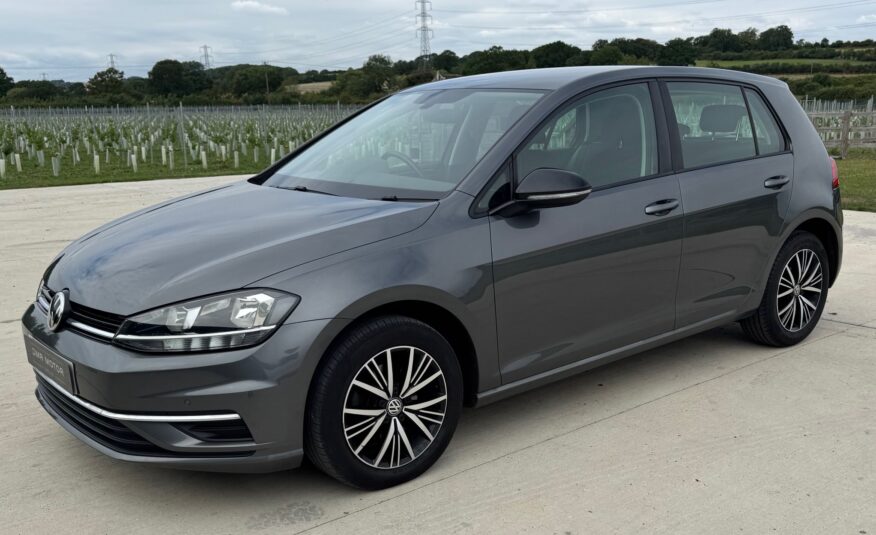 Volkswagen Golf 1.4 TSI BlueMotion Tech SE Nav DSG Euro 6 (s/s) 5dr