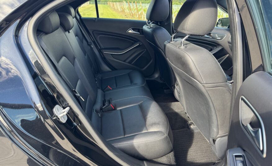Mercedes-Benz A Class 2.1 A200d Sport (Premium Plus) 7G-DCT Euro 6 (s/s) 5dr