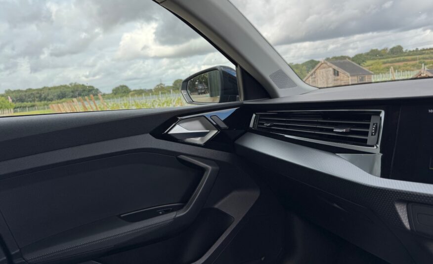 Audi A1 1.0 TFSI 30 Sport Sportback S Tronic Euro 6 (s/s) 5dr